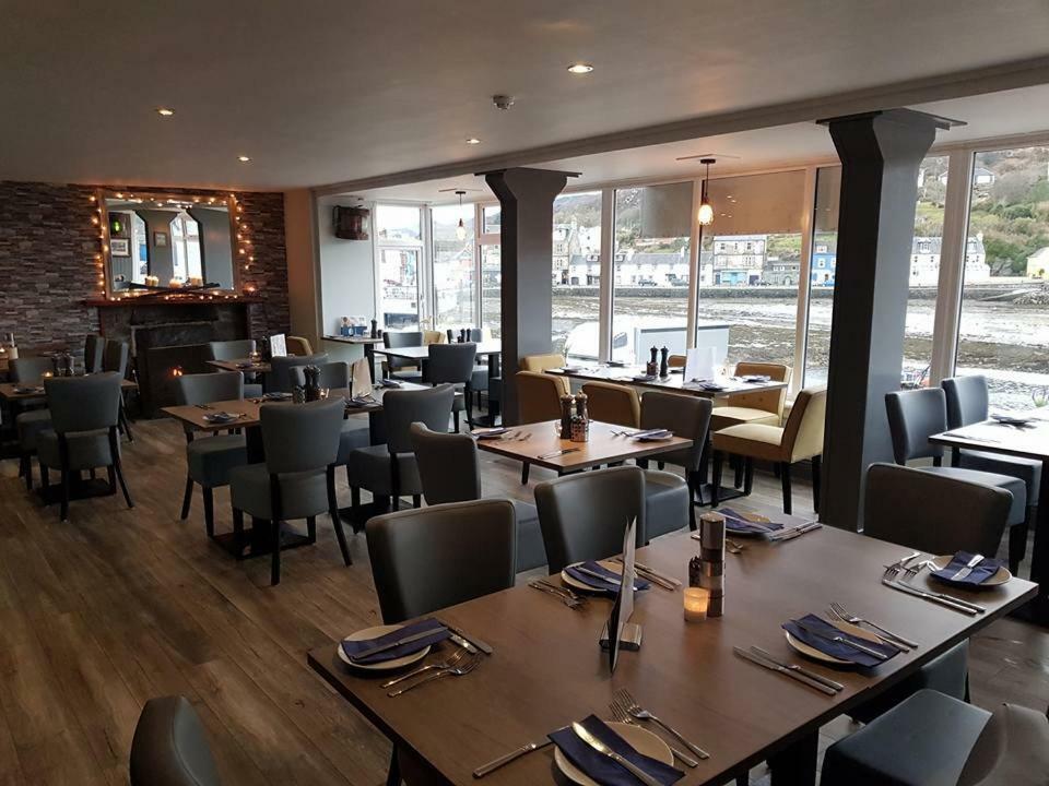 Islay Frigate Hotel Tarbert  Bagian luar foto